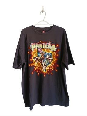 Pantera  Texas Skull Band Tee in Black with Fiery Graphic XXL Rock Yeah
